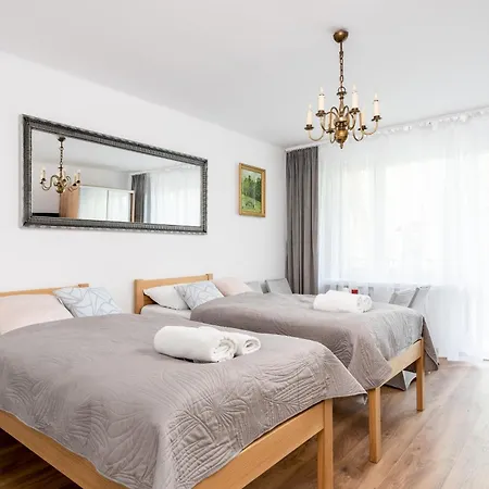 Grzegorzki Pleasant By Bookinghost 克拉科夫