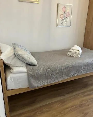 Grzegorzki Pleasant By Bookinghost * クラクフ