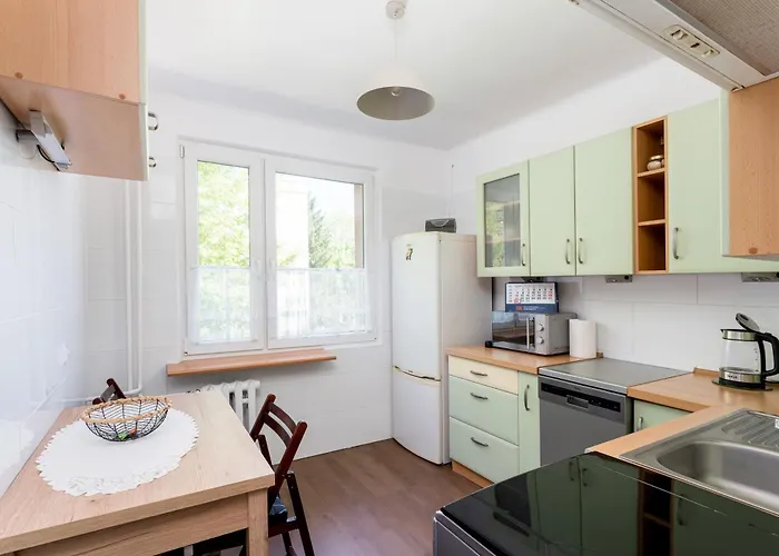 Grzegorzki Pleasant By Bookinghost