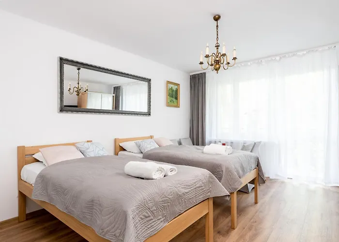 Grzegorzki Pleasant By Bookinghost Krakow